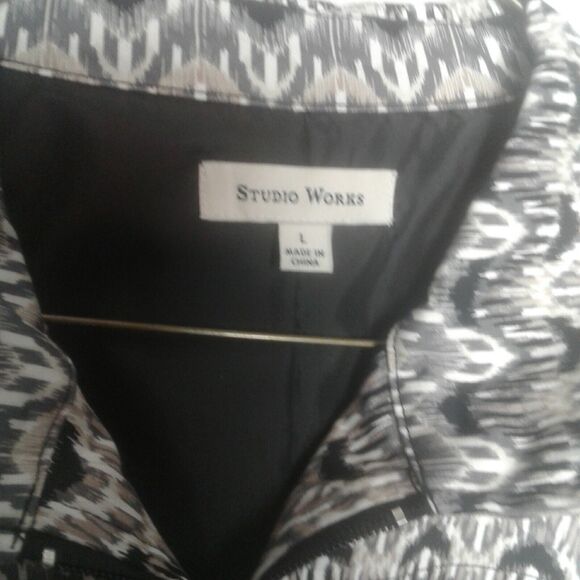 Studio Works Womans Size L Black White gray Beige Jacket zip up - Picture 3 of 5